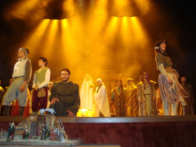 Rinviato il Musical di stasera http://www.ragusanews.com//immagini_articoli/06-01-2016/rinviato-il-musical-di-stasera-500.jpg
