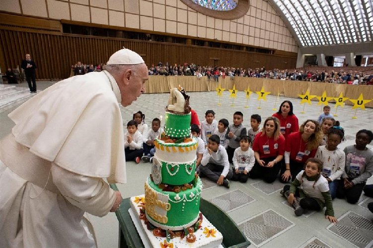 Auguri Papa Francesco Compie 84 Anni Ma Per Lui E Un Giorno Qualunque