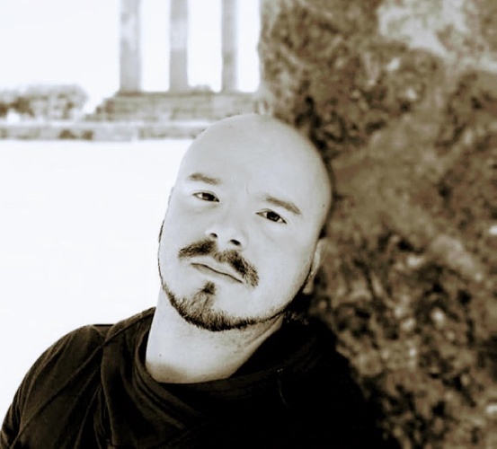 https://www.ragusanews.com/immagini_articoli/01-02-2024/un-nuovo-libro-di-poesie-di-valerio-mello-500.jpg