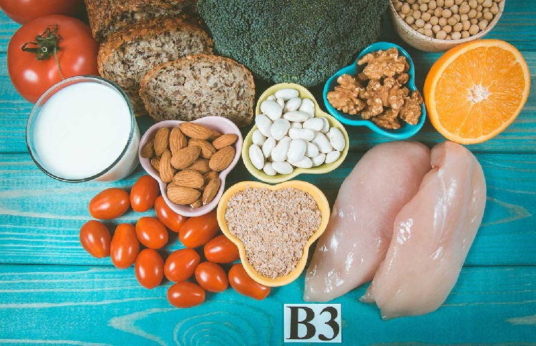 https://www.ragusanews.com/immagini_articoli/01-03-2023/dieta-in-menopausa-i-cibi-e-le-abitudini-da-evitare-500.jpg