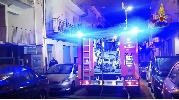 https://www.ragusanews.com/immagini_articoli/01-05-2025/modica-lancia-oggetti-dal-balcone-e-poi-si-barrica-in-casa-100.jpg