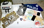 https://www.ragusanews.com/immagini_articoli/01-12-2023/comiso-il-24enne-con-5-chili-di-droga-in-auto-100.jpg