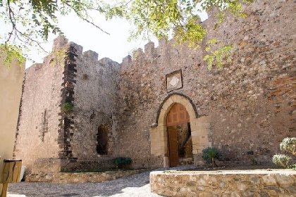 https://www.ragusanews.com/immagini_articoli/02-03-2021/1614694886-immobili-all-asta-si-vendono-pure-i-conventi-in-sicilia-250-foto-6-280.jpg