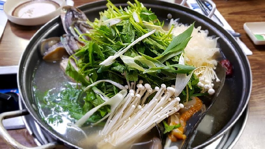 https://www.ragusanews.com/immagini_articoli/02-03-2021/dieta-del-minestrone-brucia-grassi-e-schema-settimanale-500.jpg