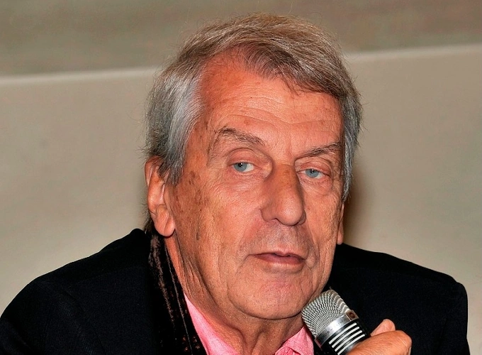 https://www.ragusanews.com/immagini_articoli/02-05-2025/milano-e-morto-alessandro-quasimodo-figlio-di-salvatore-500.webp