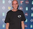 https://www.ragusanews.com/immagini_articoli/02-08-2024/e-morto-massimo-cotto-giornalista-e-voce-radio-100.jpg