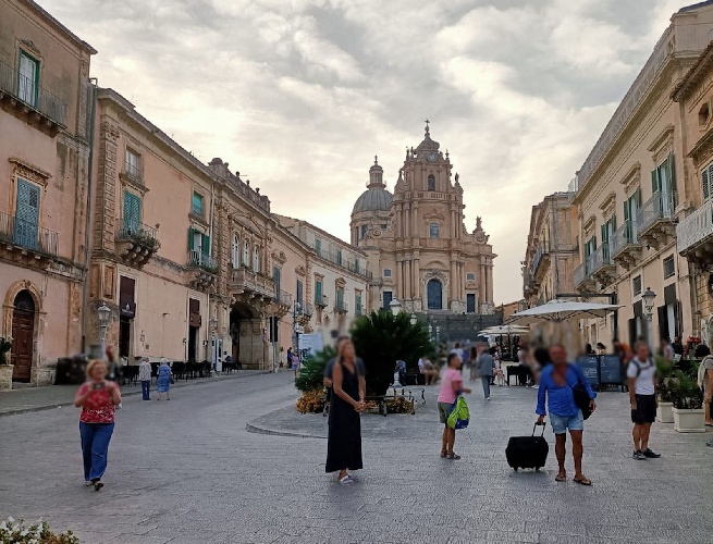 https://www.ragusanews.com/immagini_articoli/02-11-2023/turismo-per-ragusa-previsti-numeri-positivi-anche-per-l-inverno-2023-24-500.jpg