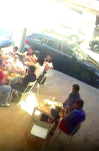 https://www.ragusanews.com/immagini_articoli/03-05-2025/modica-turisti-asiatici-consumano-al-bar-senza-pagare-500.webp