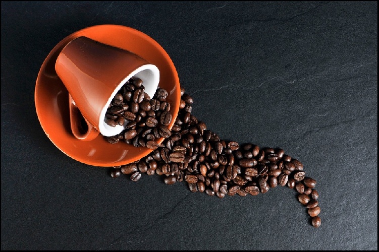 https://www.ragusanews.com/immagini_articoli/03-12-2021/dimagrire-con-la-dieta-del-caffe-500.jpg