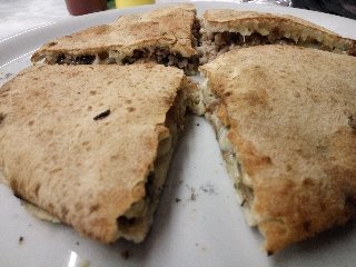 https://www.ragusanews.com/immagini_articoli/04-03-2018/1520158094-evviva-scacciuni-monterossano-parrino-1-240.jpg