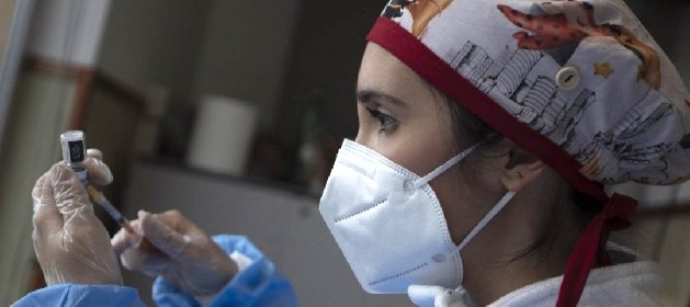 https://www.ragusanews.com/immagini_articoli/04-04-2021/sicilia-dottoressa-positiva-al-covid-dopo-due-dosi-del-vaccino-pfizer-280.jpg