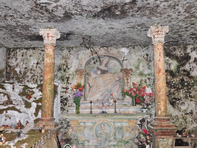 https://www.ragusanews.com/immagini_articoli/04-04-2024/scicli-i-cammini-delle-chiese-rupestri-500.jpg