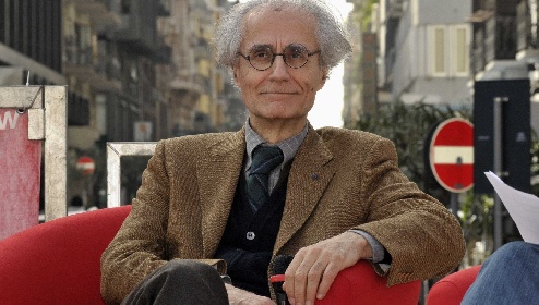 https://www.ragusanews.com/immagini_articoli/04-06-2022/luciano-canfora-compie-80-anni-280.jpg
