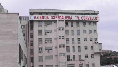 https://www.ragusanews.com/immagini_articoli/04-08-2021/malato-covid-si-suicida-lanciandosi-dal-terzo-piano-dell-ospedale-280.jpg