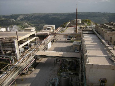 https://www.ragusanews.com/immagini_articoli/04-10-2022/i-pizzini-di-gianni-alla-versalis-di-ragusa-o-assumete-questi-o-vi-inguaio-300.jpg