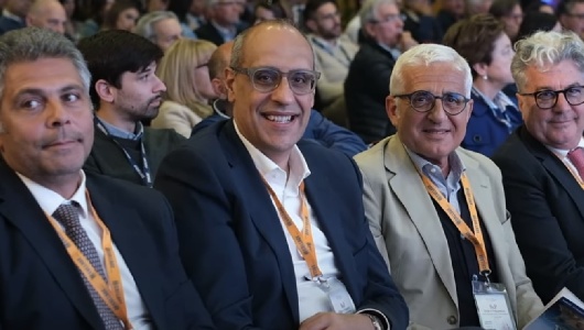 https://www.ragusanews.com/immagini_articoli/05-07-2024/cardiologi-arrestati-le-tangenti-grazie-ai-congressi-medici-300.jpg