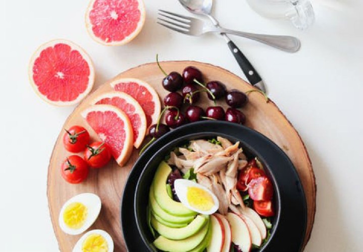 https://www.ragusanews.com/immagini_articoli/05-08-2020/dieta-dimagrante-ipocalorica-estiva-500.jpg