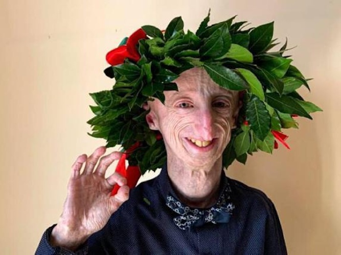 https://www.ragusanews.com/immagini_articoli/06-10-2024/morto-sammy-basso-aveva-28-anni-500.jpg