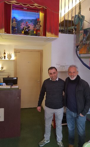 https://www.ragusanews.com/immagini_articoli/07-02-2018/thats-moro-ristorante-ragusa-ibla-500.jpg