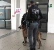 https://www.ragusanews.com/immagini_articoli/07-04-2025/modica-controlli-antidroga-della-polizia-di-stato-nelle-scuole-100.jpg