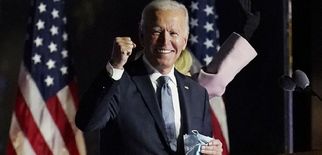 https://www.ragusanews.com/immagini_articoli/07-11-2020/joe-biden-e-il-nuovo-presidente-degli-stati-uniti-500.jpg
