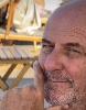 https://www.ragusanews.com/immagini_articoli/08-08-2024/gerry-scotti-dopo-il-compleanno-una-giornata-al-mare-foto-100.jpg