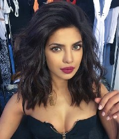 https://www.ragusanews.com/immagini_articoli/08-10-2020/1602168587-diamoci-un-taglio-tagli-capelli-autunno-2020-2-280.jpg