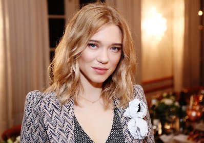 https://www.ragusanews.com/immagini_articoli/08-10-2020/1602168628-diamoci-un-taglio-tagli-capelli-autunno-2020-3-280.jpg