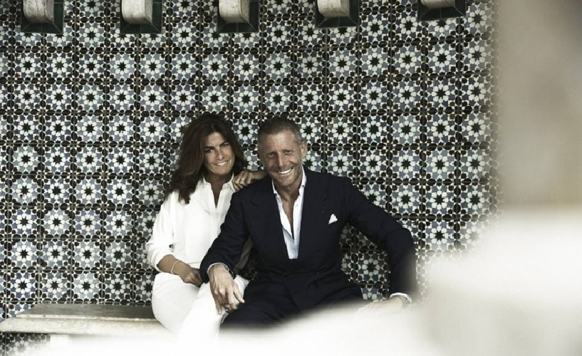 https://www.ragusanews.com/immagini_articoli/08-10-2021/lapo-elkann-si-e-sposato-le-nozze-segrete-con-joana-lemos-in-portogallo-500.jpg