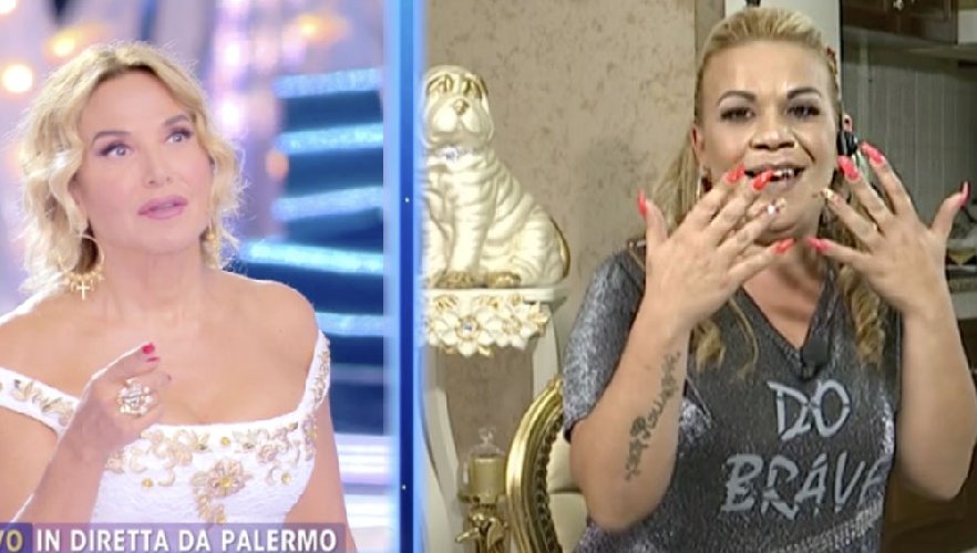 https://www.ragusanews.com/immagini_articoli/09-04-2021/angela-da-mondello-a-barbara-d-urso-hai-rovinato-8-mesi-della-mia-vita-500.jpg