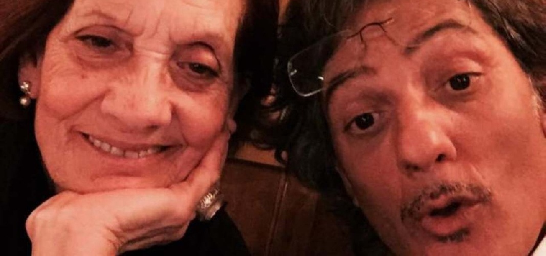 https://www.ragusanews.com/immagini_articoli/09-05-2024/1715265183-famiglia-fiorello-rosario-giuseppe-anna-e-catena-nell-album-4-500.jpg