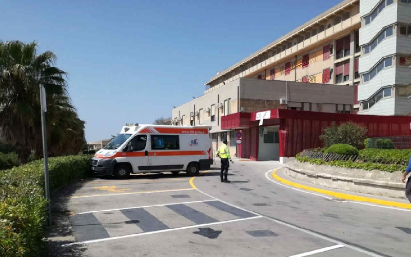 https://www.ragusanews.com/immagini_articoli/09-08-2022/altro-morto-covid-nel-ragusano-il-9-agosto-contagi-e-ricoveri-stazionari-500.jpg