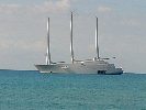 https://www.ragusanews.com/immagini_articoli/09-10-2020/lo-yacht-del-magnate-russo-e-tornato-a-sampieri-foto-100.jpg