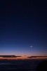 https://www.ragusanews.com/immagini_articoli/10-01-2024/luna-venere-mercurio-congiunzione-di-pianeti-nel-ragusano-100.jpg