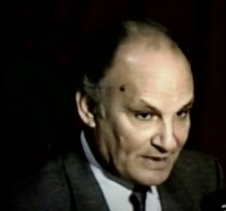 https://www.ragusanews.com/immagini_articoli/10-01-2025/morto-lo-storico-santacrocese-giuseppe-micciche-300.jpg