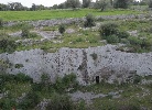 https://www.ragusanews.com/immagini_articoli/10-04-2025/escursione-alla-necropoli-di-contrada-zacco-miccio-a-rosolini-video-100.jpg