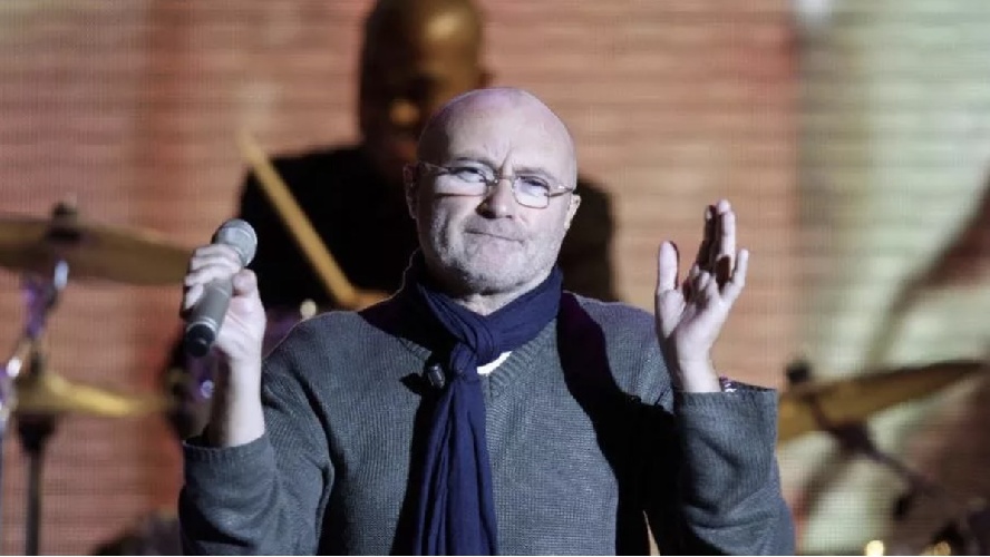 https://www.ragusanews.com/immagini_articoli/10-09-2021/phil-collins-sto-male-non-posso-piu-suonare-la-batteria-500.jpg