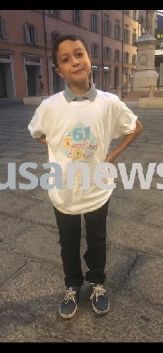 https://www.ragusanews.com/immagini_articoli/10-11-2018/ecco-canzone-alessandro-cantera-zecchino-500.jpg