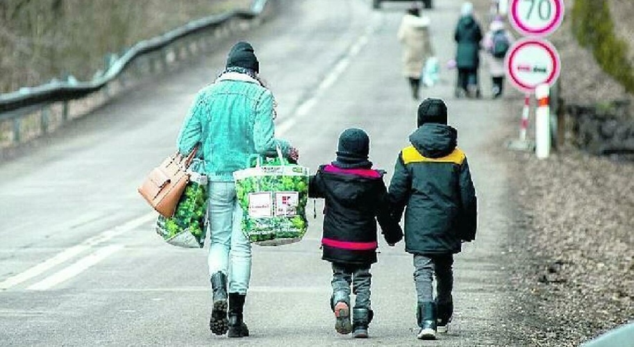 https://www.ragusanews.com/immagini_articoli/11-03-2022/1646984301-ucraina-per-la-russia-questi-sono-tutti-attori-video-foto-5-500.jpg