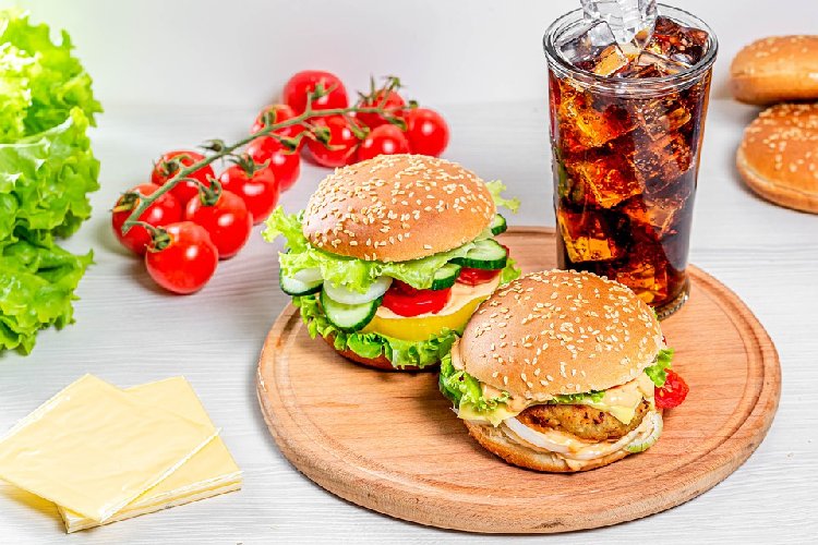 https://www.ragusanews.com/immagini_articoli/11-09-2019/sindrome-colon-irritabile-la-dieta-da-seguire-500.jpg