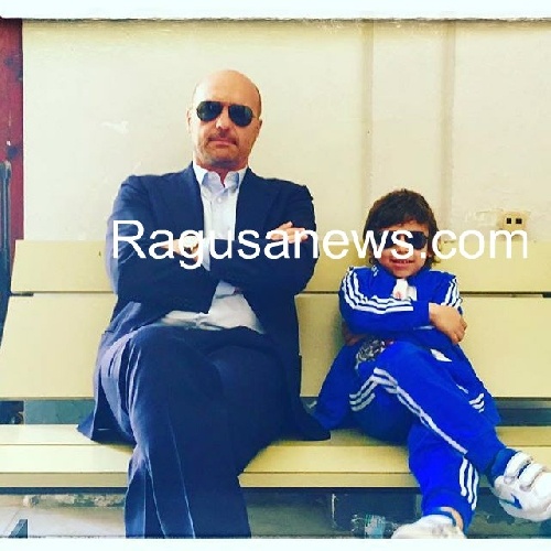 https://www.ragusanews.com/immagini_articoli/11-11-2021/luca-zingaretti-ecco-come-sopravvivo-al-commissario-montalbano-500.jpg
