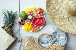 https://www.ragusanews.com/immagini_articoli/12-09-2022/dieta-detox-del-rientro-per-disintossicarsi-dopo-le-vacanze-100.jpg