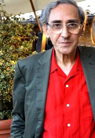 https://www.ragusanews.com/immagini_articoli/12-11-2020/musica-nel-quarantesimo-rieditato-patriots-di-franco-battiato-280.jpg