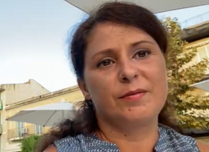 https://www.ragusanews.com/immagini_articoli/13-01-2022/alessia-d-arrigo-vaccinata-covid-ho-la-febbre-da-10-mesi-500.jpg
