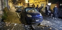 https://www.ragusanews.com/immagini_articoli/13-03-2025/terremoto-ai-campi-flegrei-forte-scossa-all-1-25-avvertita-a-napoli-magnitudo-4-4-gente-in-strada-100.jpg