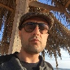 https://www.ragusanews.com/immagini_articoli/13-05-2024/peppe-ottaviano-una-birra-con-gli-assassini-100.jpg