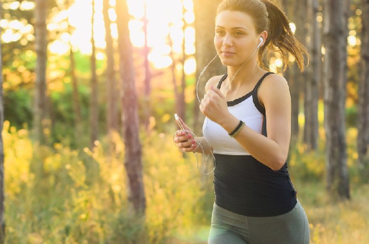 https://www.ragusanews.com/immagini_articoli/13-11-2020/eliminare-la-cellulite-con-una-dieta-sana-500.jpg
