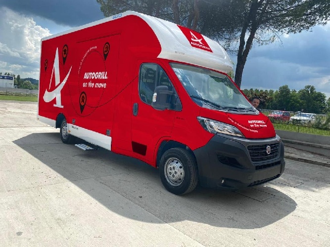 https://www.ragusanews.com/immagini_articoli/14-01-2022/autogrill-assume-40-persone-in-sicilia-500.jpg