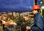 https://www.ragusanews.com/immagini_articoli/14-07-2022/la-raffineria-isab-lukoil-di-priolo-e-una-bomba-a-orologeria-100.jpg