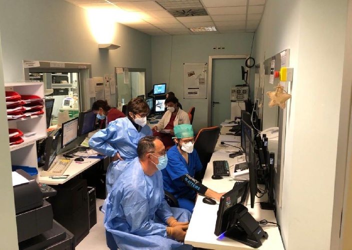 https://www.ragusanews.com/immagini_articoli/14-07-2022/un-morto-covid-nel-ragusano-il-14-luglio-e-una-91enne-non-vaccinata-500.jpg